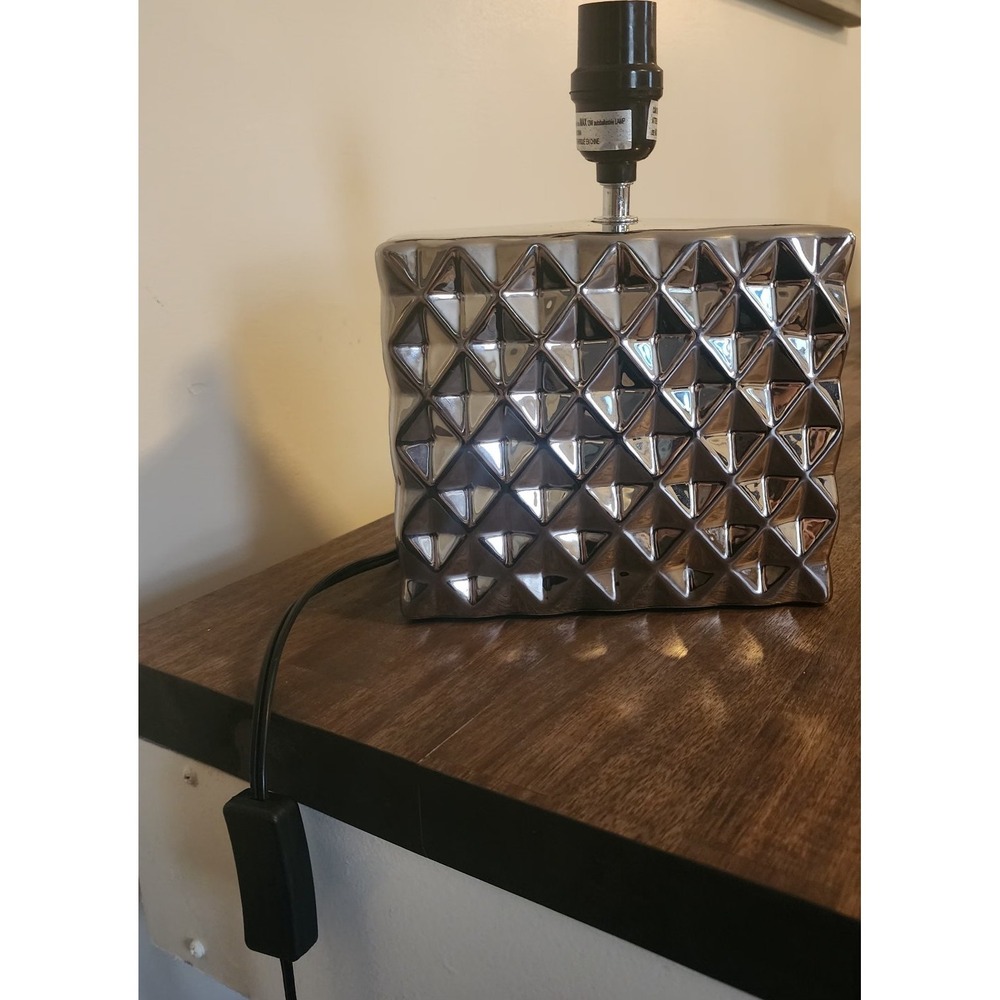 Geometric Lamp - Picture 6 of 9